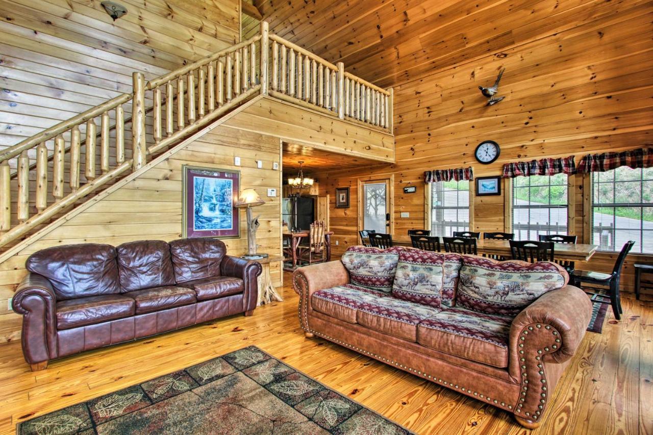 Expansive Gatlinburg Cabin Hot Tub, Deck And Grill! Dış mekan fotoğraf