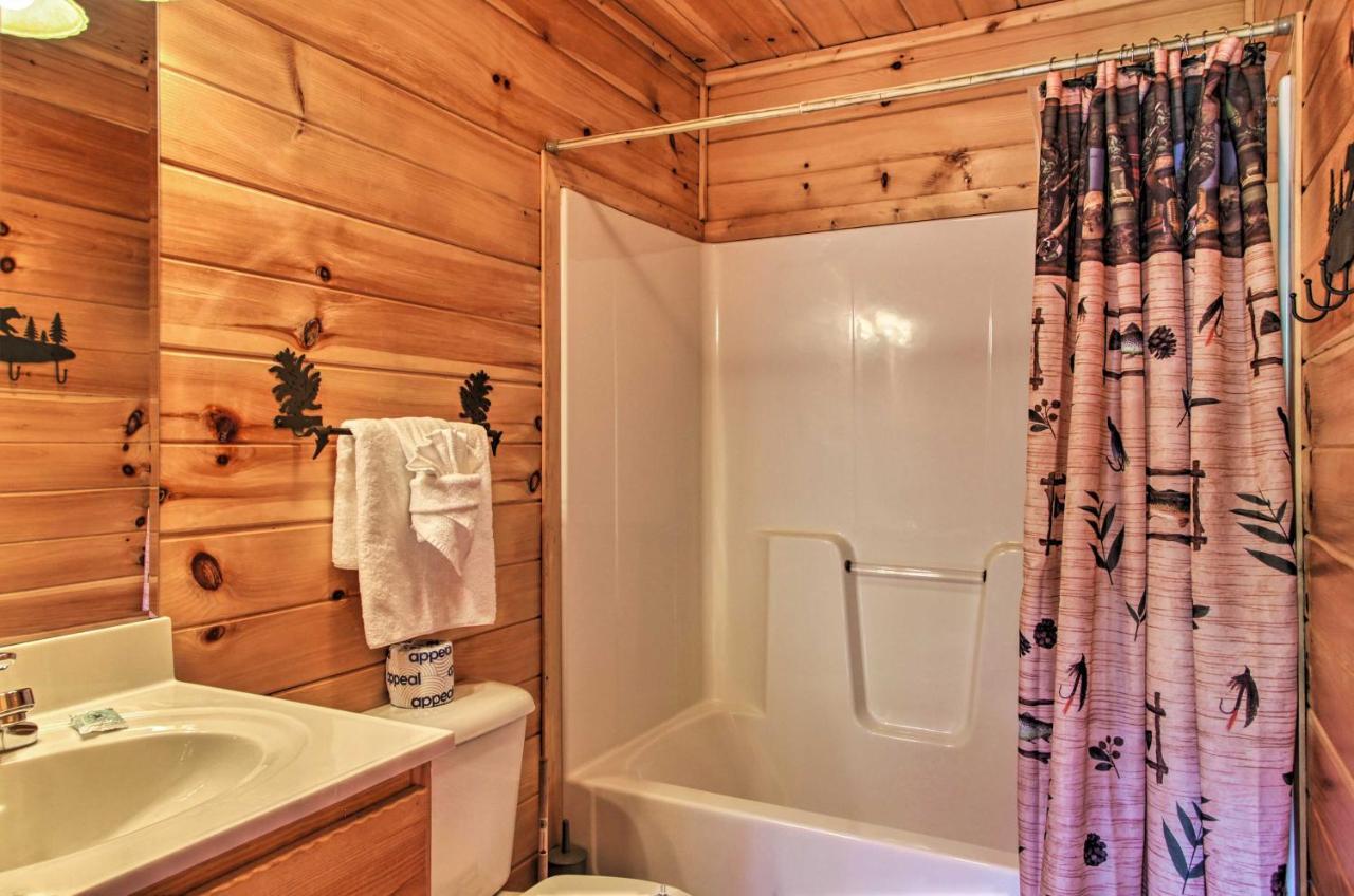 Expansive Gatlinburg Cabin Hot Tub, Deck And Grill! Dış mekan fotoğraf